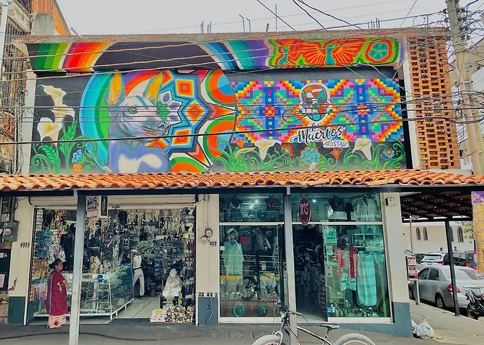 Los Muertos Hostal