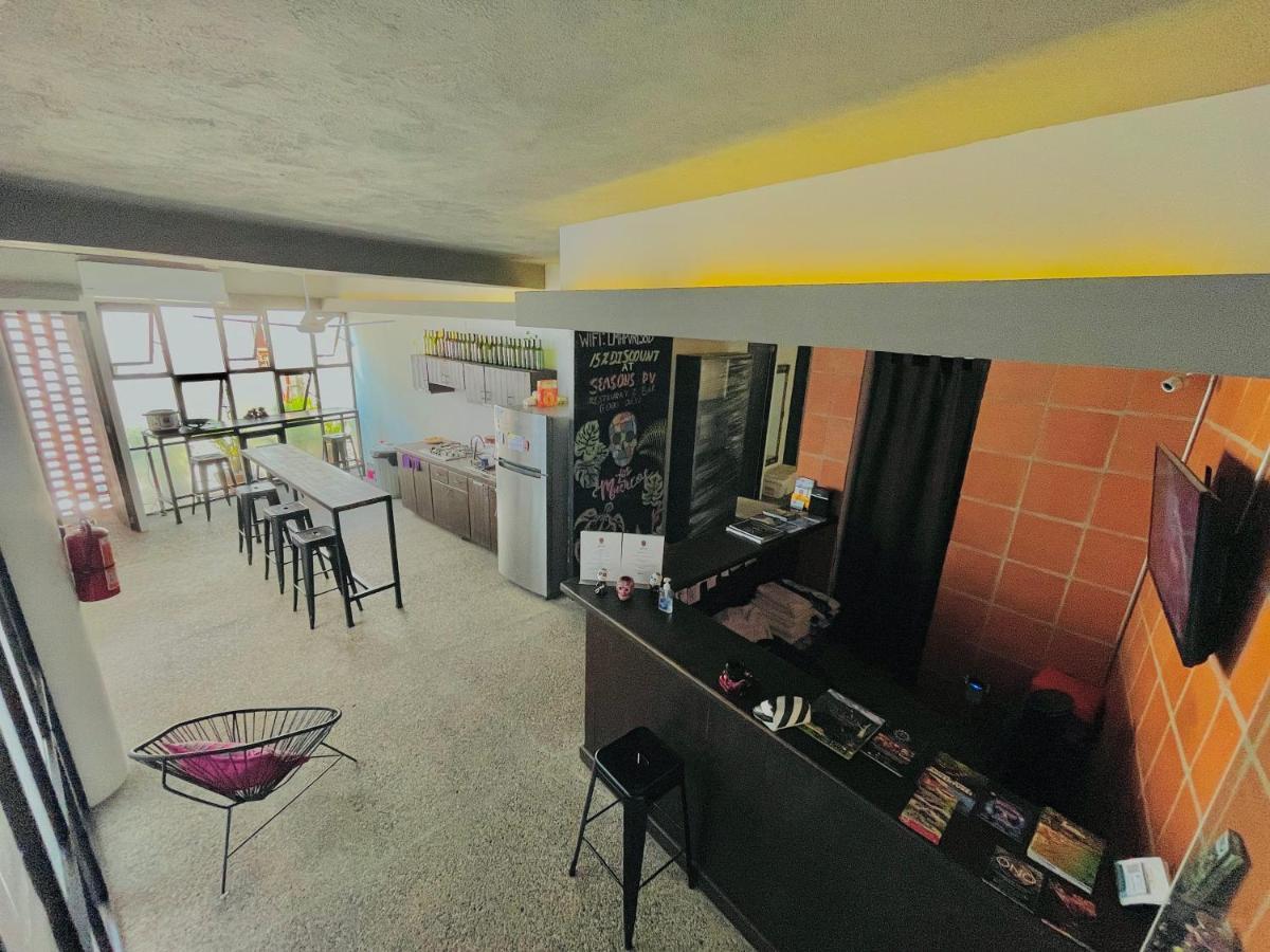 Hostal Muertos